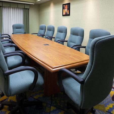 Holiday Inn Express & Suites Toluca Zona Aeropuerto By Ihg Bagian luar foto