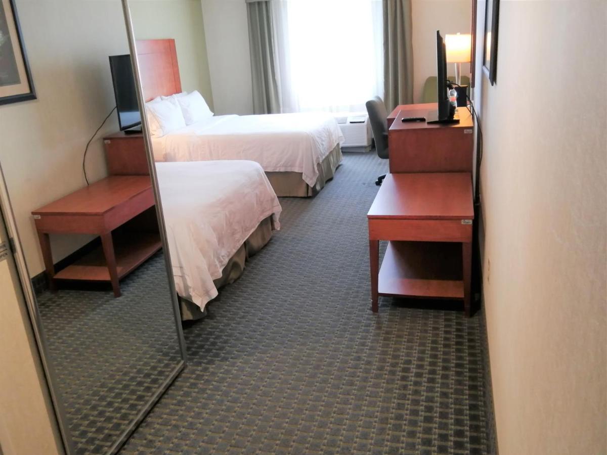 Holiday Inn Express & Suites Toluca Zona Aeropuerto By Ihg Bagian luar foto