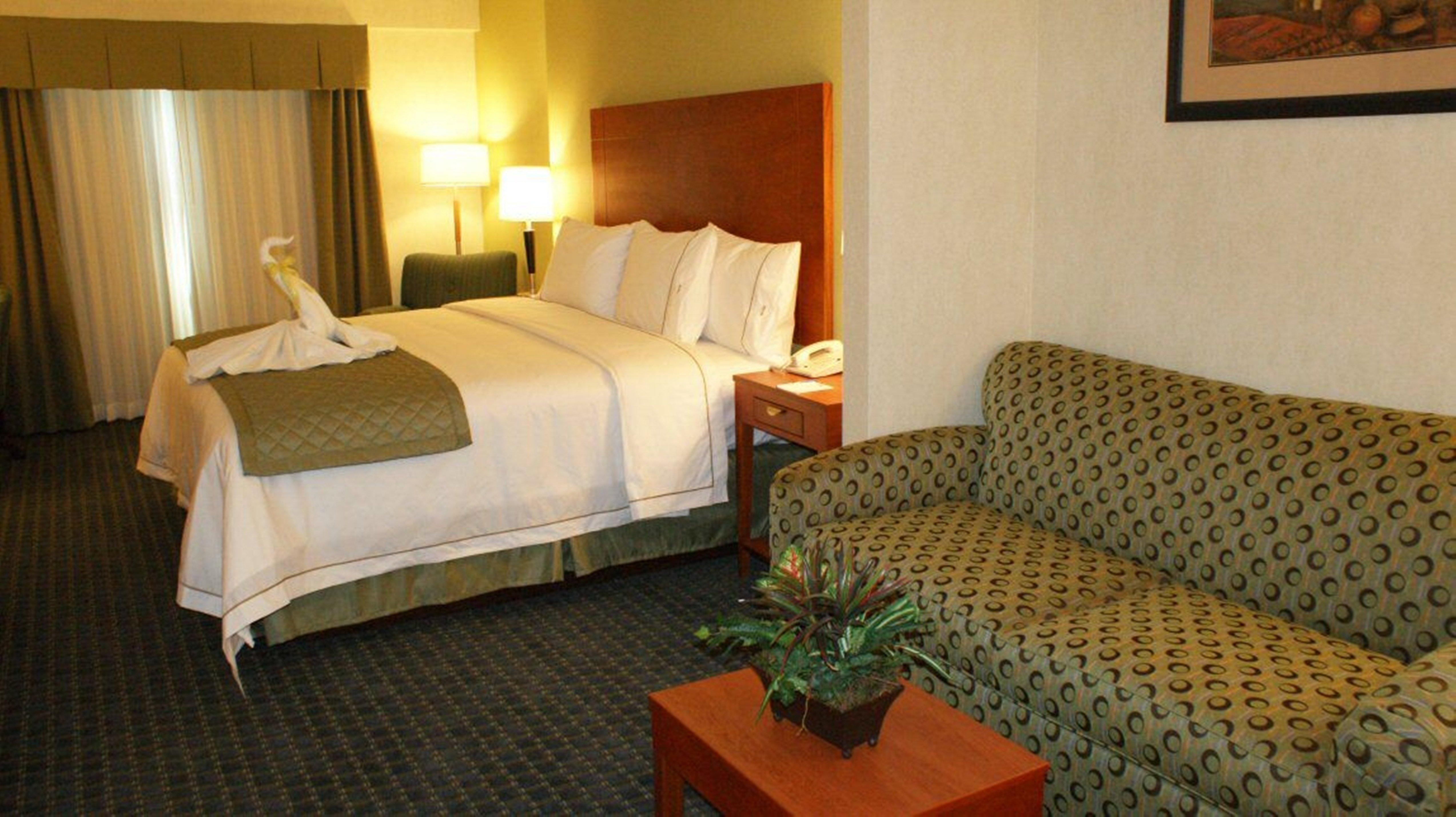 Holiday Inn Express & Suites Toluca Zona Aeropuerto By Ihg Bagian luar foto
