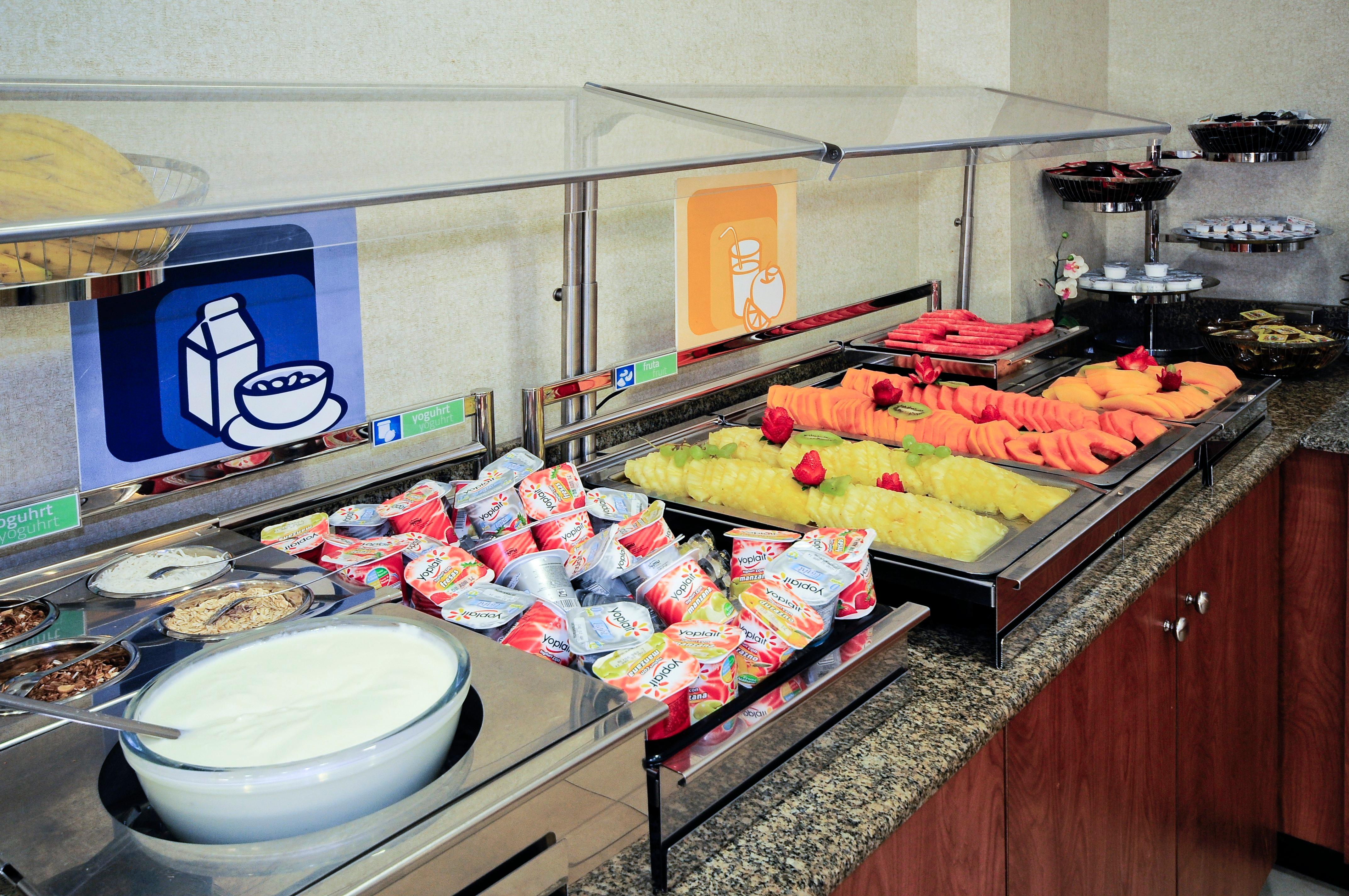 Holiday Inn Express & Suites Toluca Zona Aeropuerto By Ihg Bagian luar foto