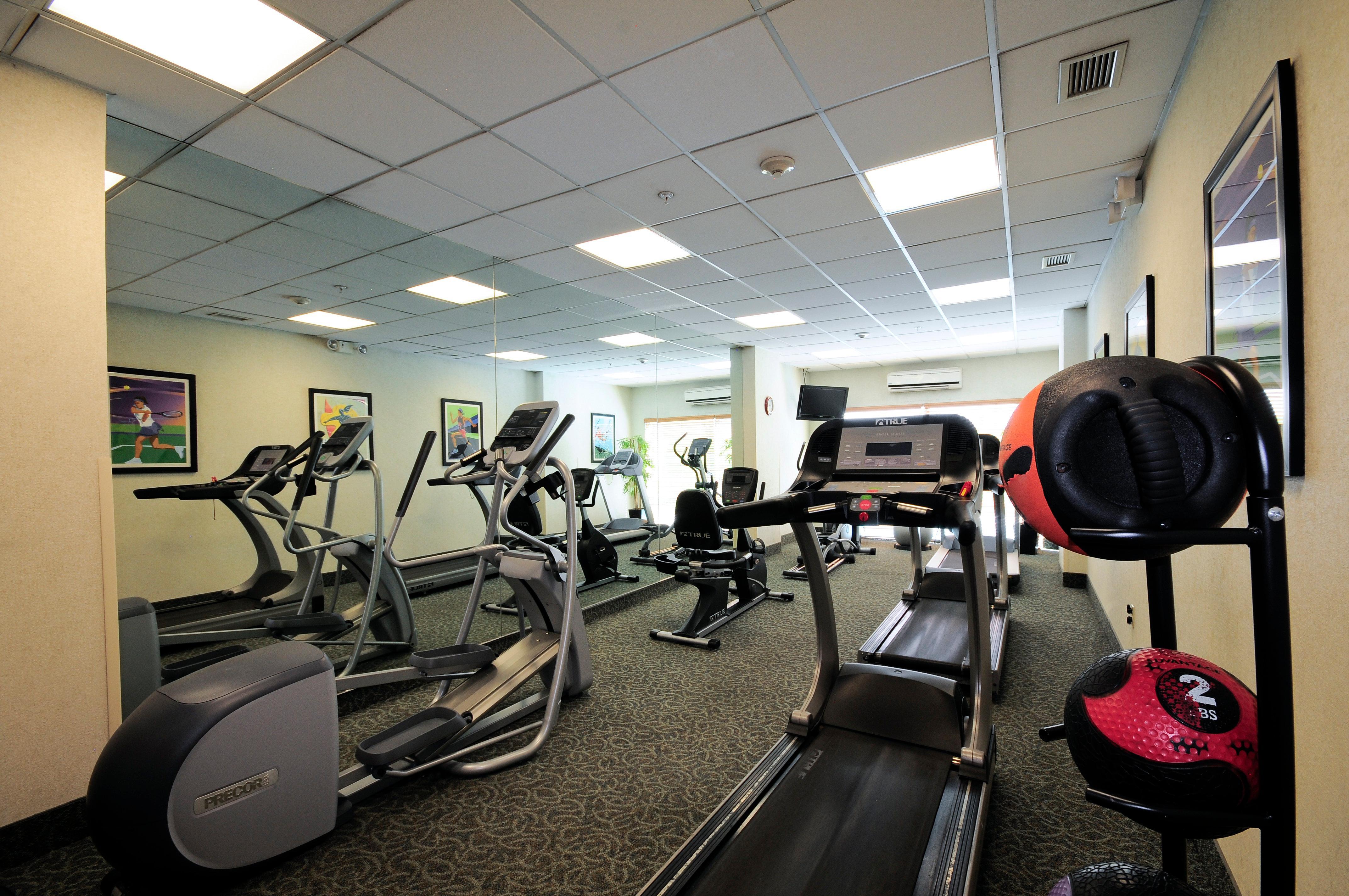 Holiday Inn Express & Suites Toluca Zona Aeropuerto By Ihg Bagian luar foto