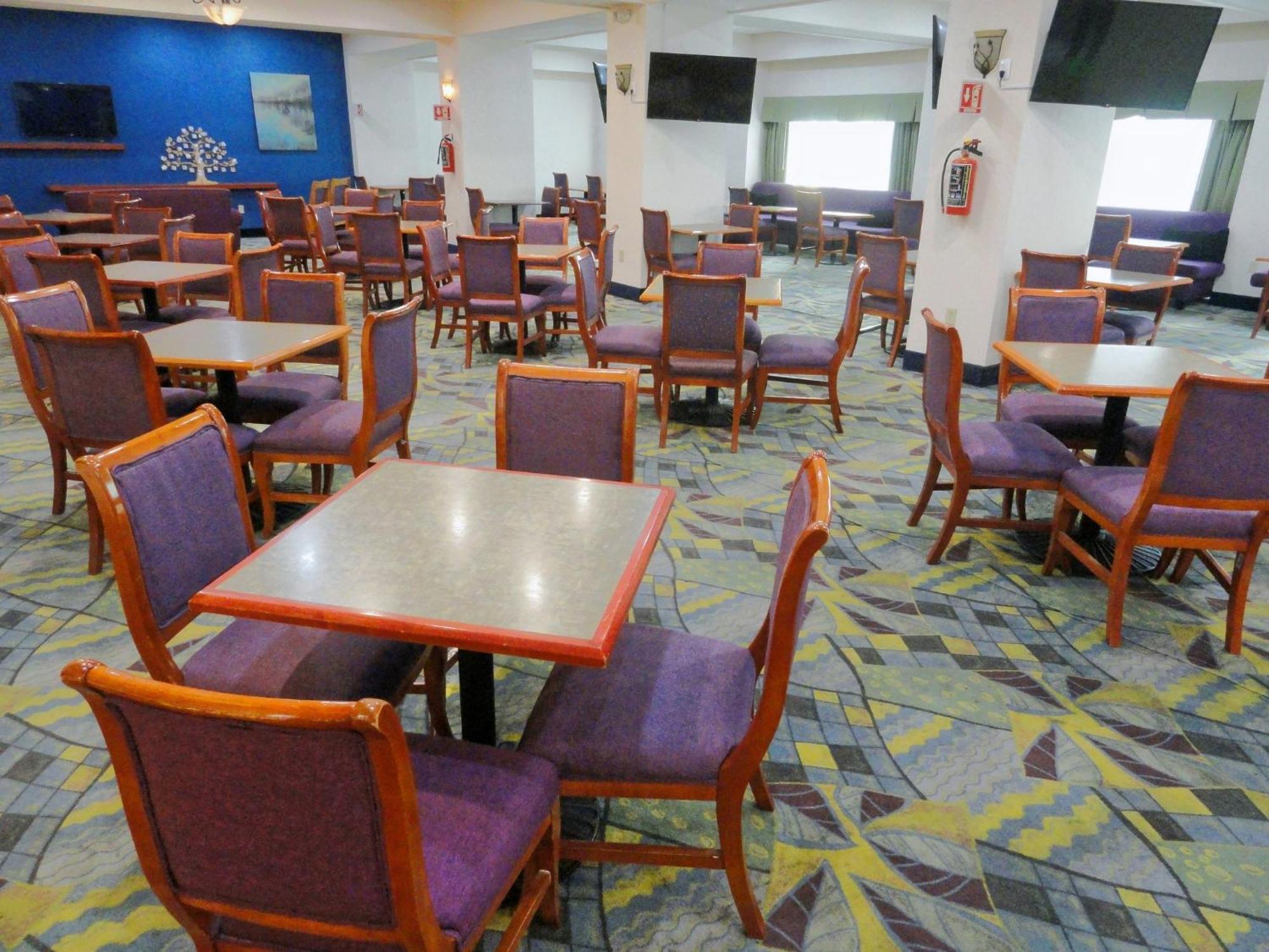 Holiday Inn Express & Suites Toluca Zona Aeropuerto By Ihg Bagian luar foto