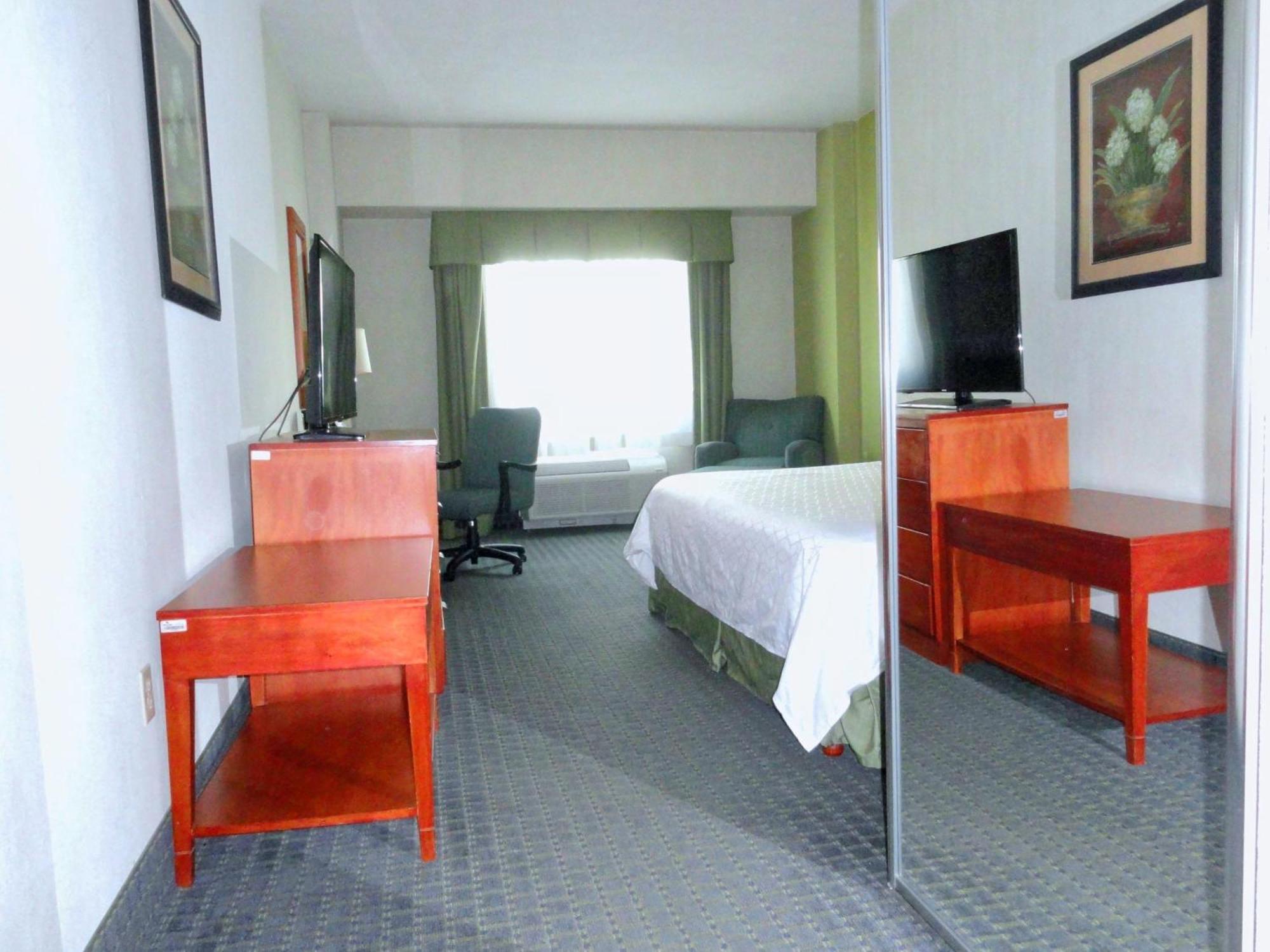 Holiday Inn Express & Suites Toluca Zona Aeropuerto By Ihg Bagian luar foto